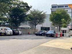 Leong Huat Building (D13), Factory #599084481